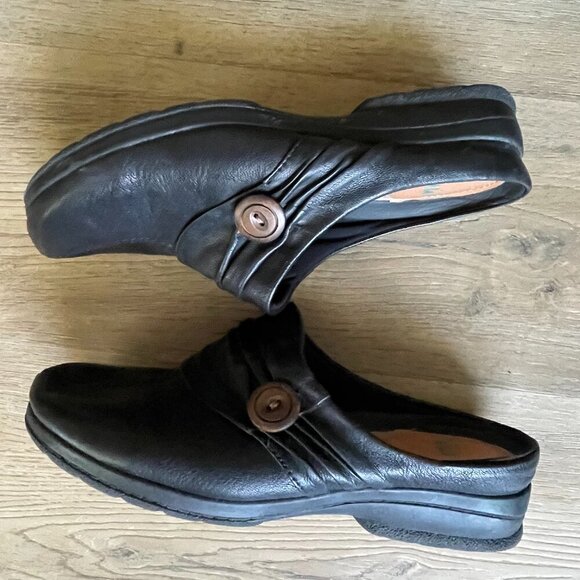 Yuu Gilmore Black Leather Ribbon Mule Shoes Women's 9.5 M Slip On! - Picture 1 of 8